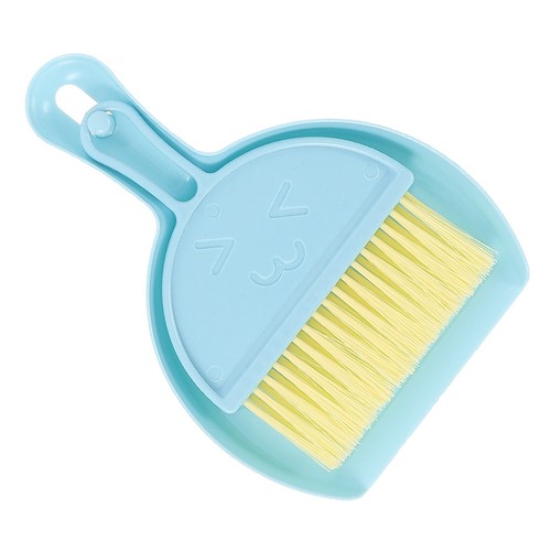 Small animal cleaner - animal, cage